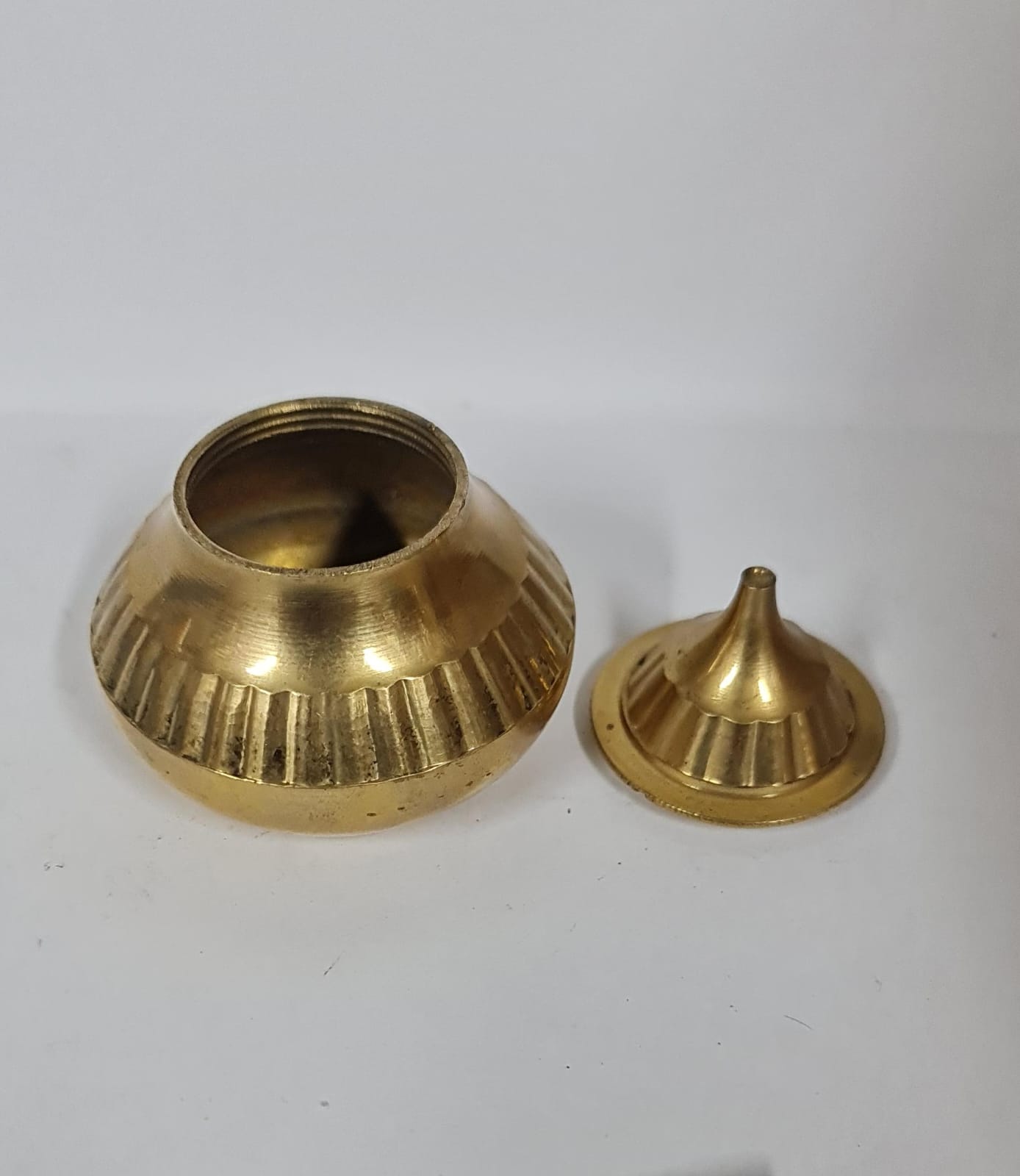 BRASS KUMKUM BOX