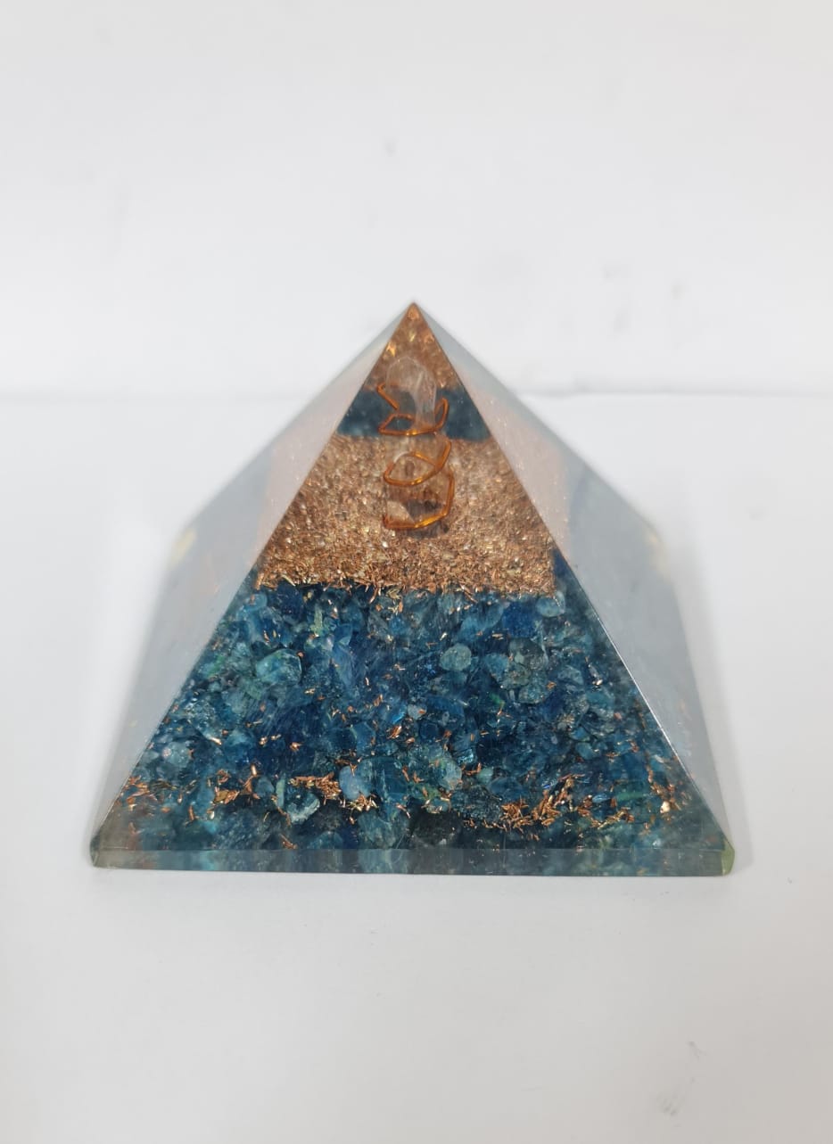 ORGONE VAASTHU CRYSTAL PYRAMID