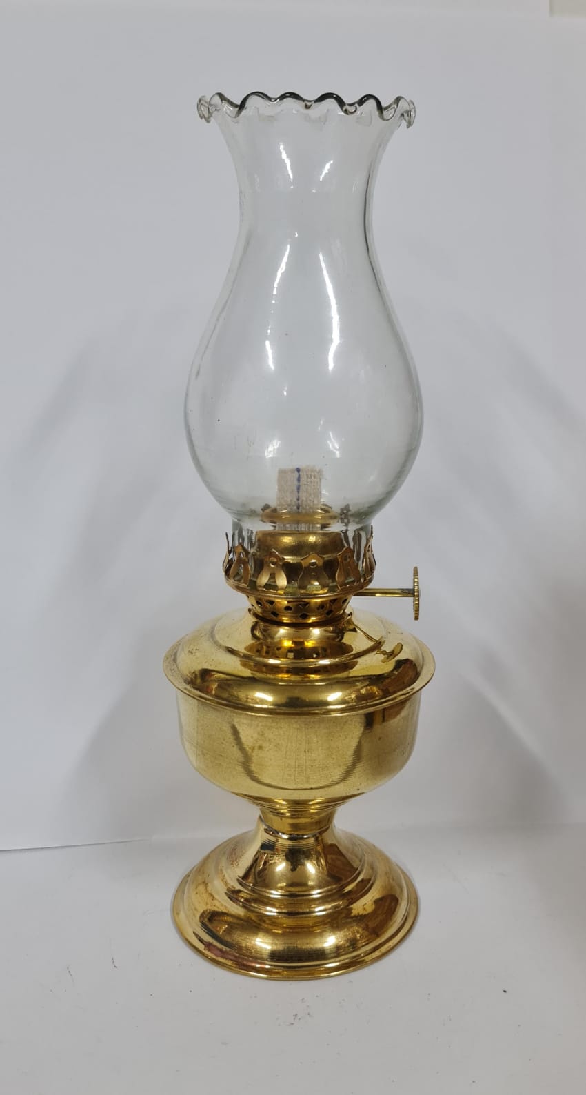 CHIMNY VILAKKU WITH GLASS / CHIMNY DIYA/DIYA