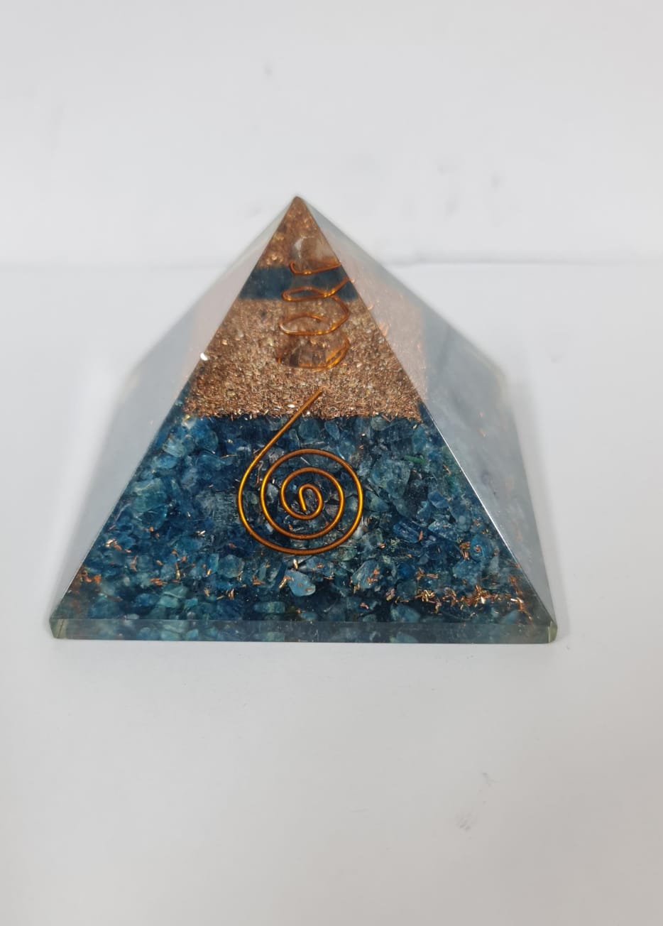 ORGONE VAASTHU CRYSTAL PYRAMID